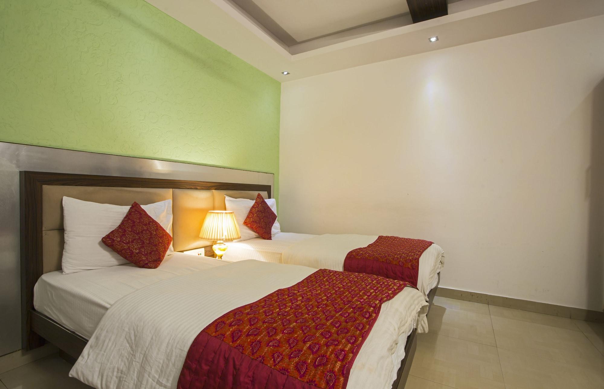 Hotel Shri Vinayak At New Delhi Railway Station-By Rcg Hotels Exterior foto