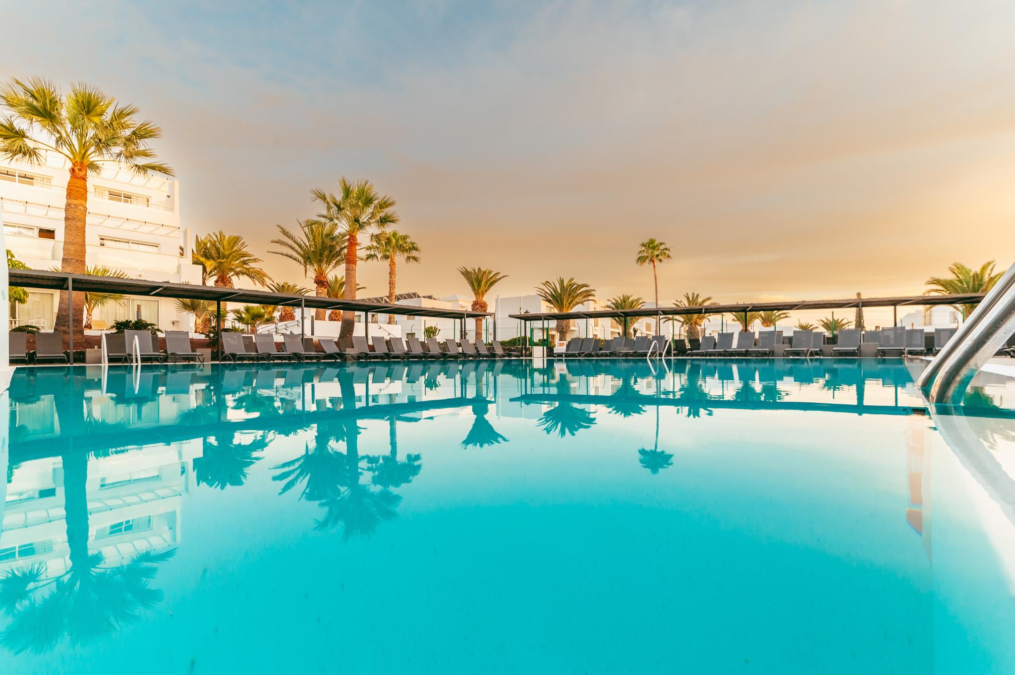 Aequora Lanzarote Suites Puerto del Carmen  Exterior foto