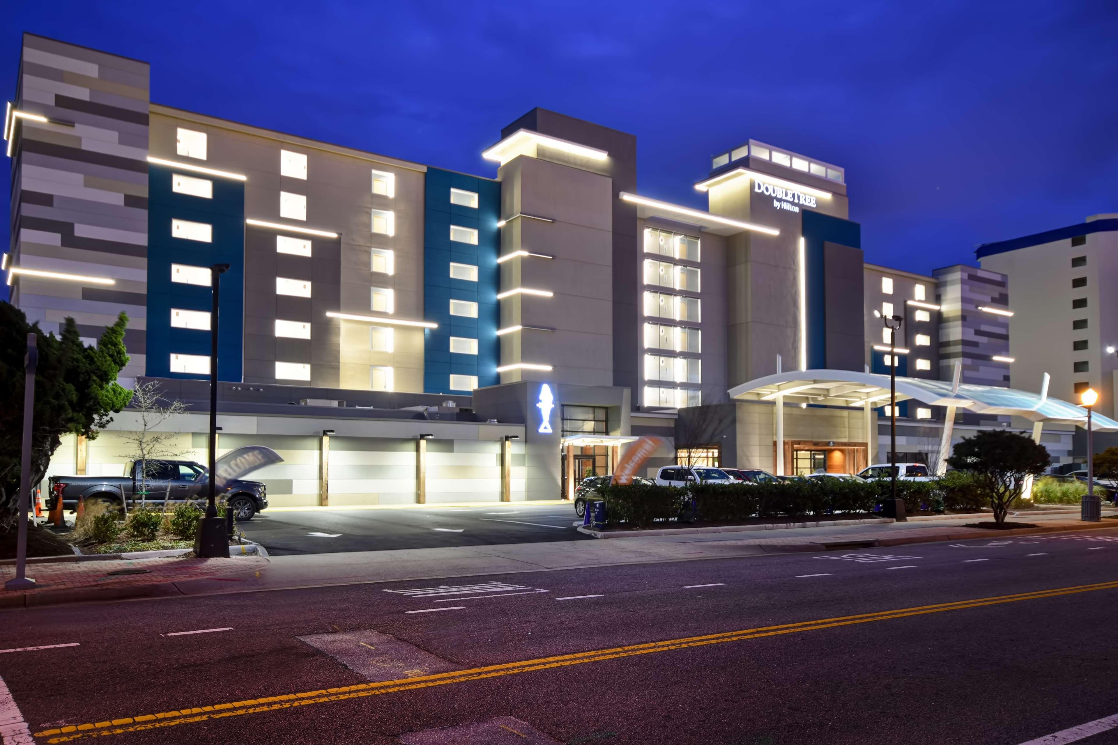 Doubletree By Hilton Oceanfront Virginia Beach Exterior foto