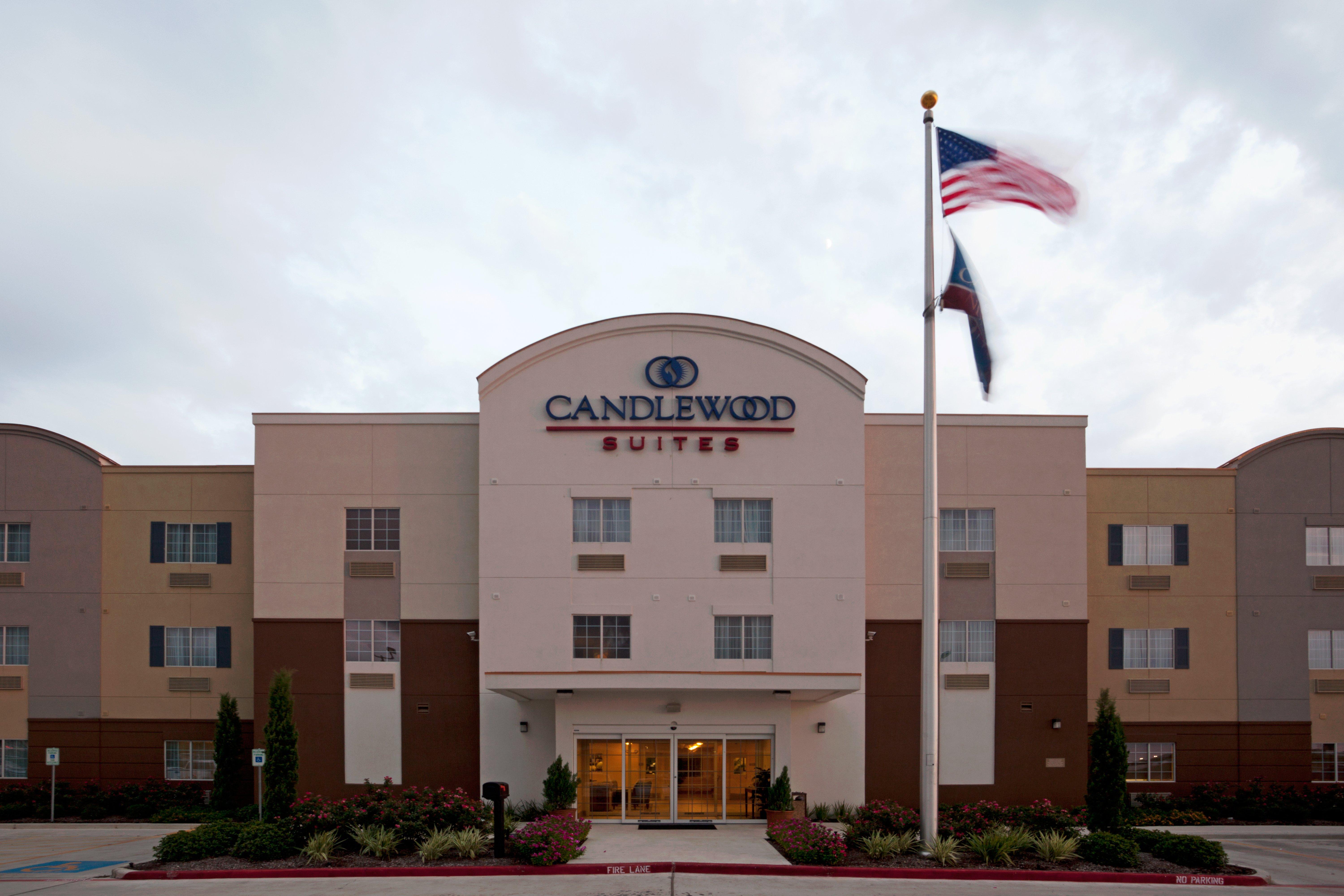 Candlewood Victoria, An Ihg Hotel Exterior foto