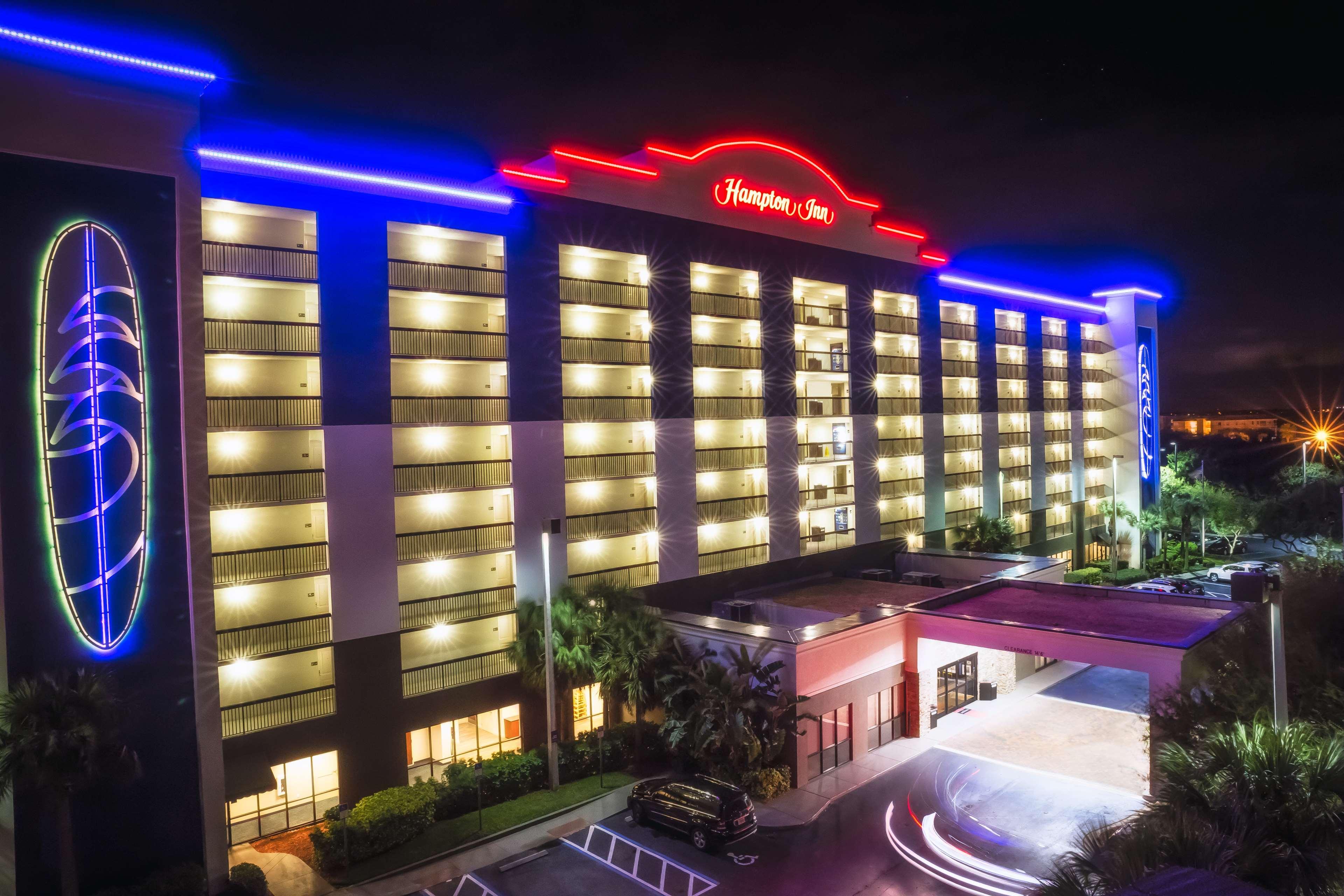 Hampton Inn Cocoa Beach Exterior foto