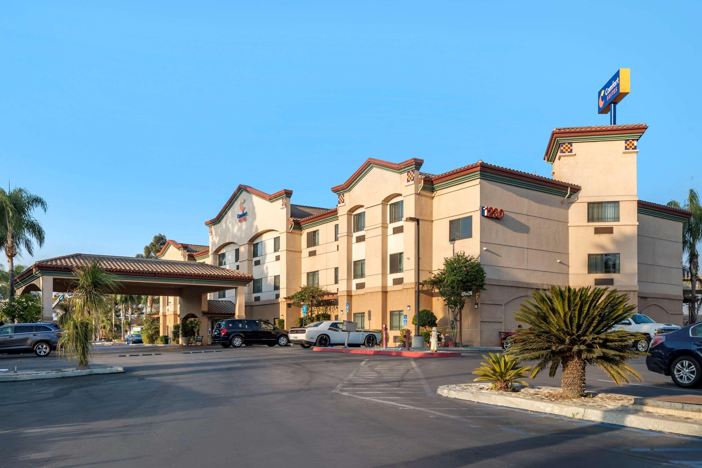 Comfort Suites Redlands Exterior foto