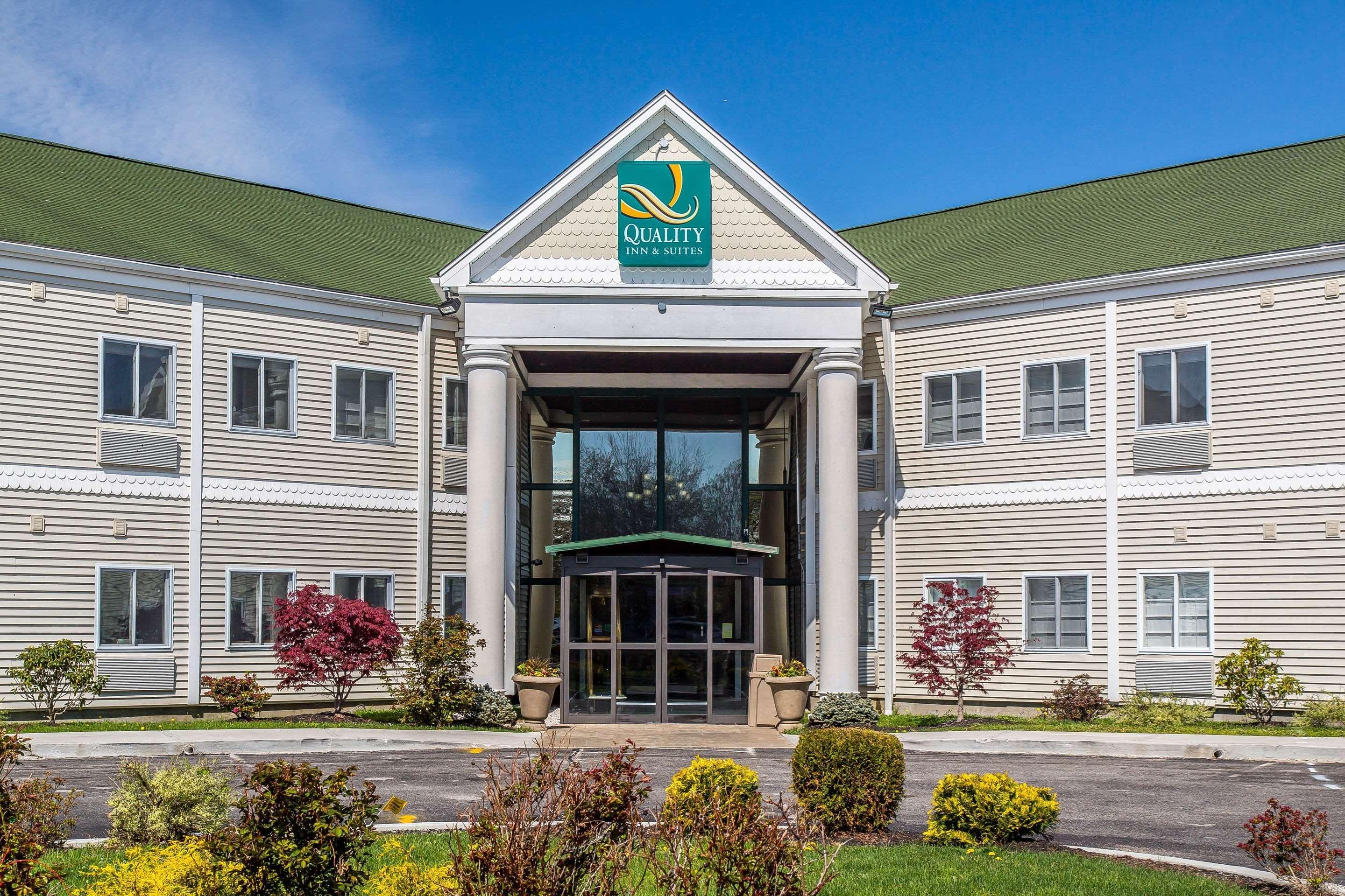 Quality Inn And Suites Newport - Middletown Exterior foto