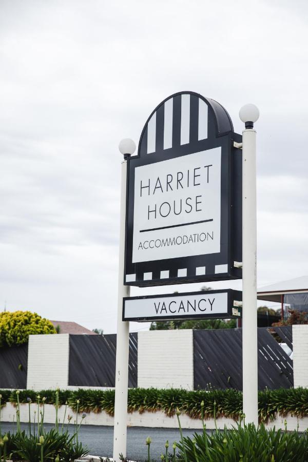 Harriet House Tumut Motel Exterior foto