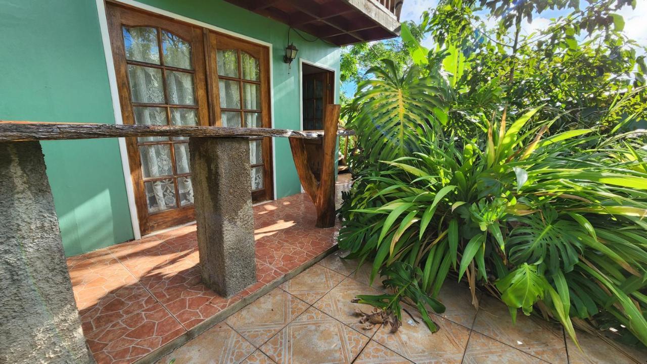 Cabanas Manuto Vila Hanga Roa Exterior foto