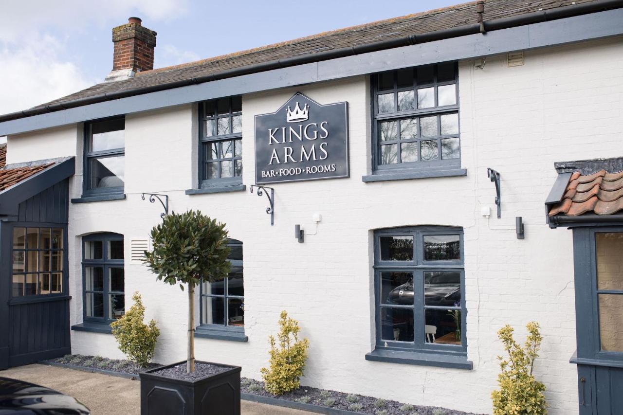 The Kings Arms Hotel Coggeshall Exterior foto