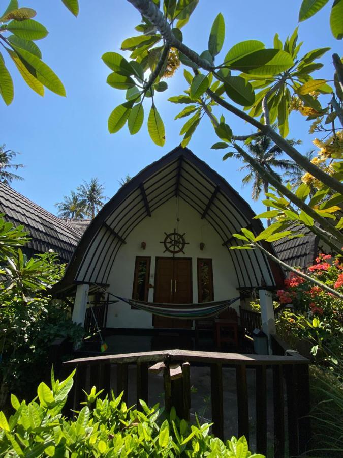 Mustika Ocean Lodge Gili Air Exterior foto