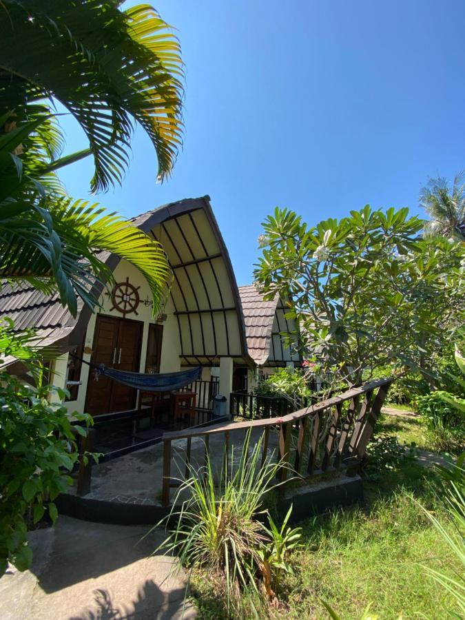 Mustika Ocean Lodge Gili Air Exterior foto