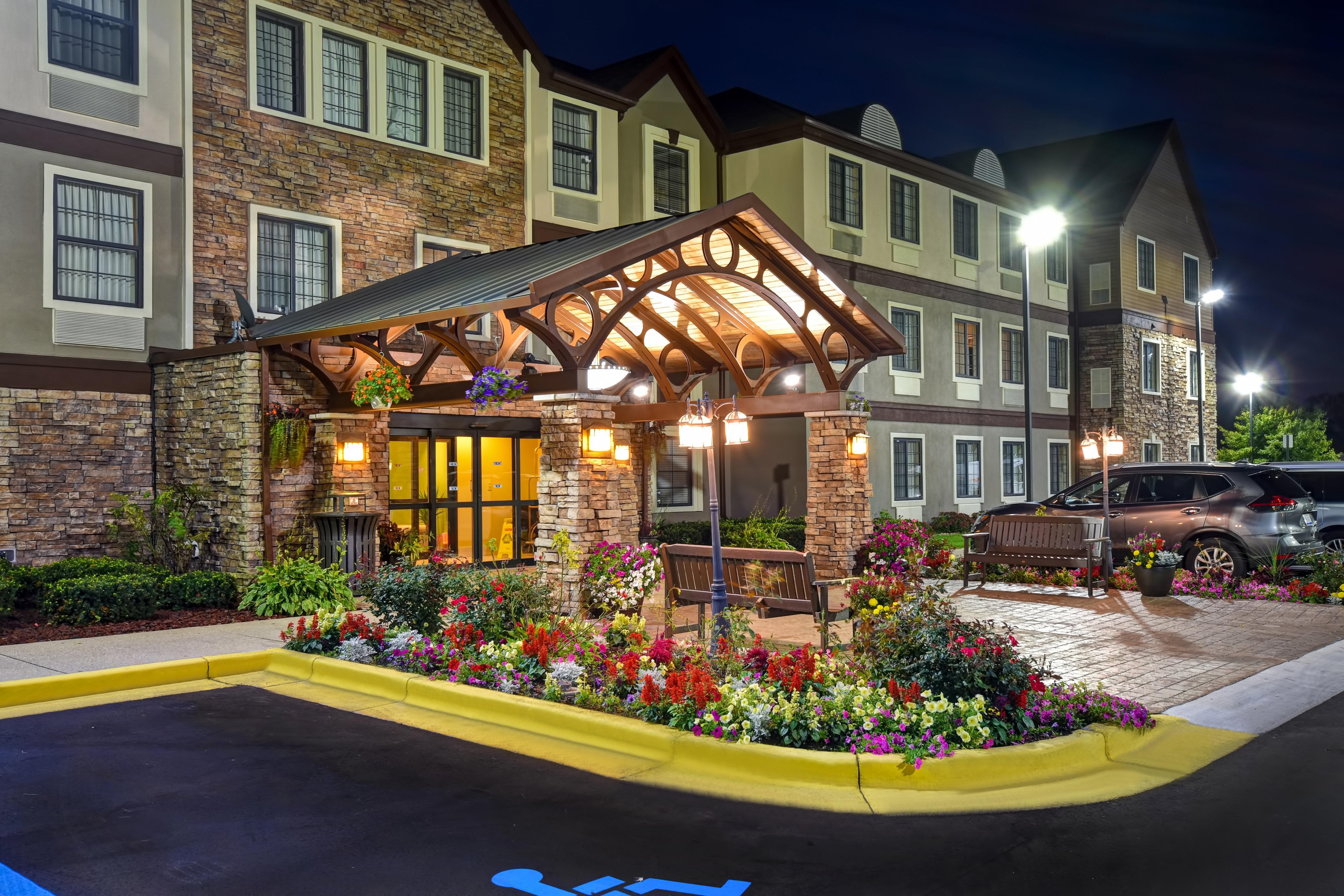 Staybridge Suites Grand Rapids-Kentwood, An Ihg Hotel Exterior foto