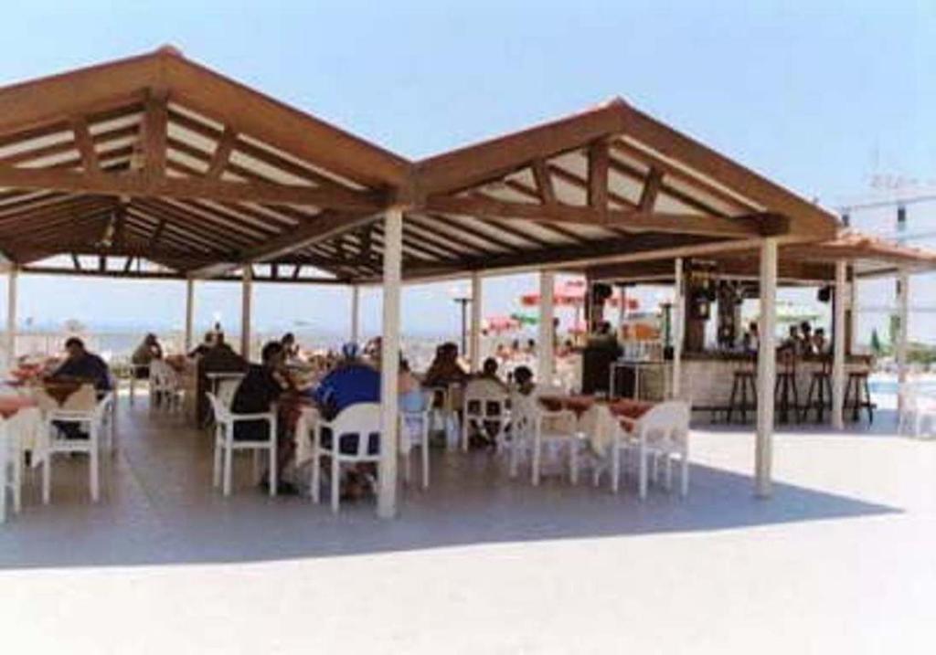 Tofinis Hotel Agia Napa Exterior foto