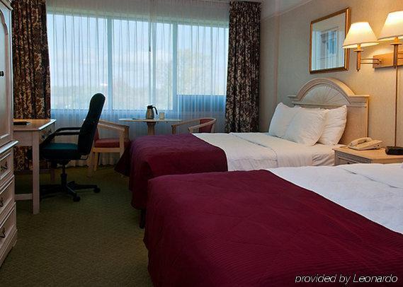 Clarion Hotel & Conference Centre Fort Erie Quarto foto