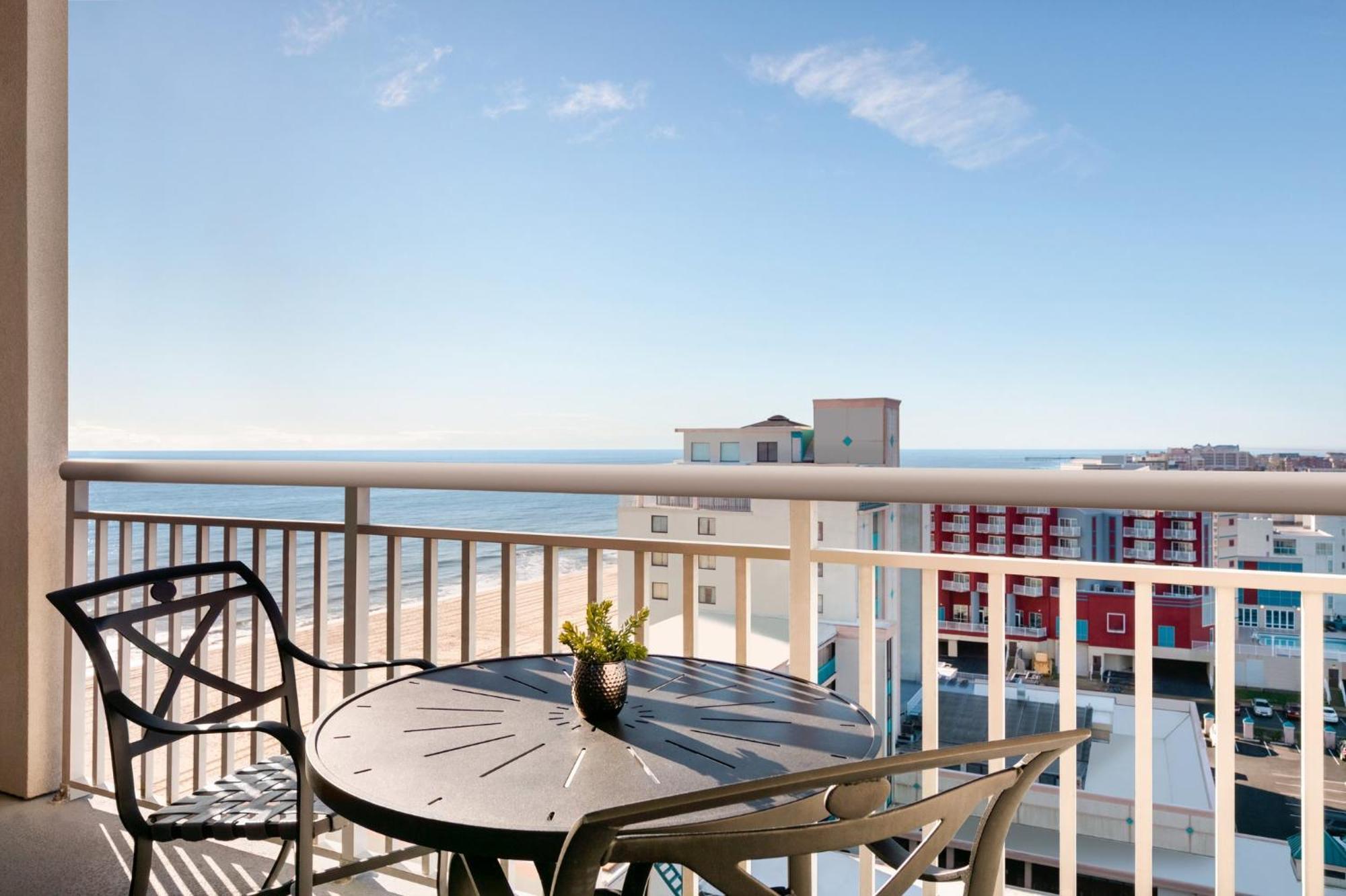 Holiday Inn & Suites Ocean City, An Ihg Hotel Exterior foto