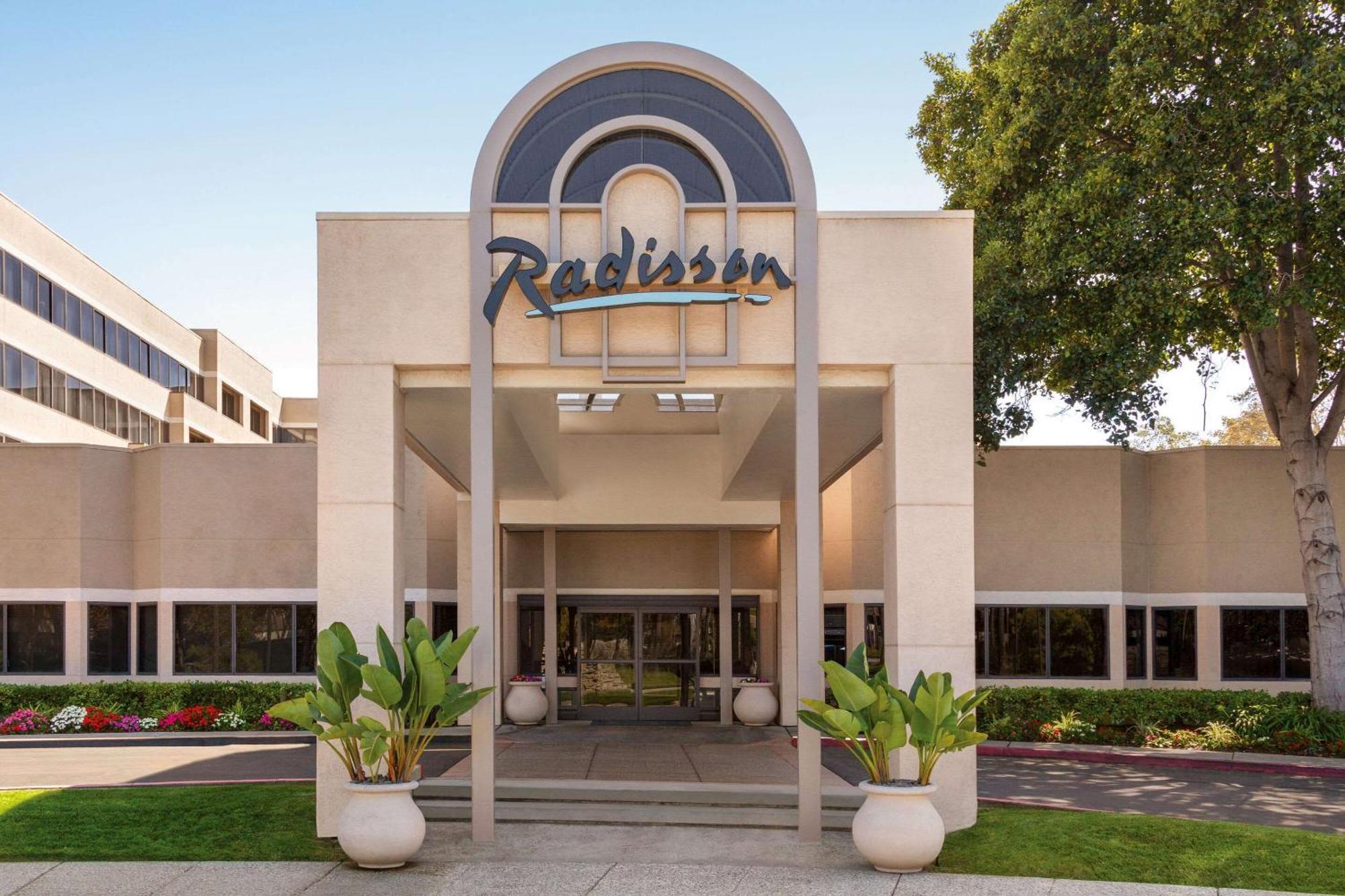 Radisson Hotel Sunnyvale - Silicon Valley Exterior foto