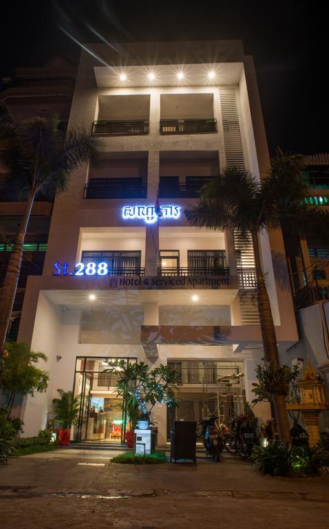 White Residence Hotel & Apartment Phnom Penh Exterior foto