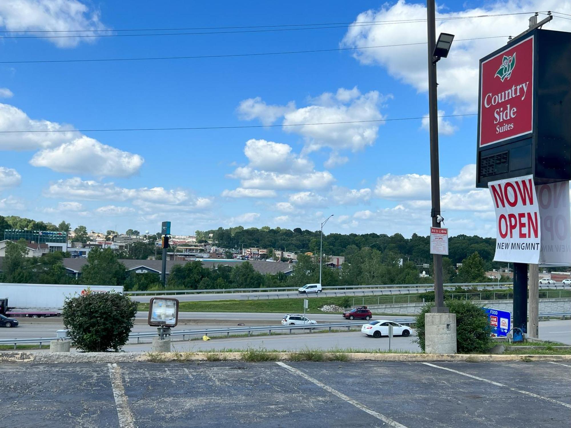 Countryside Suites Kansas City Independence I-70 East Sports Complex Hotel Exterior foto