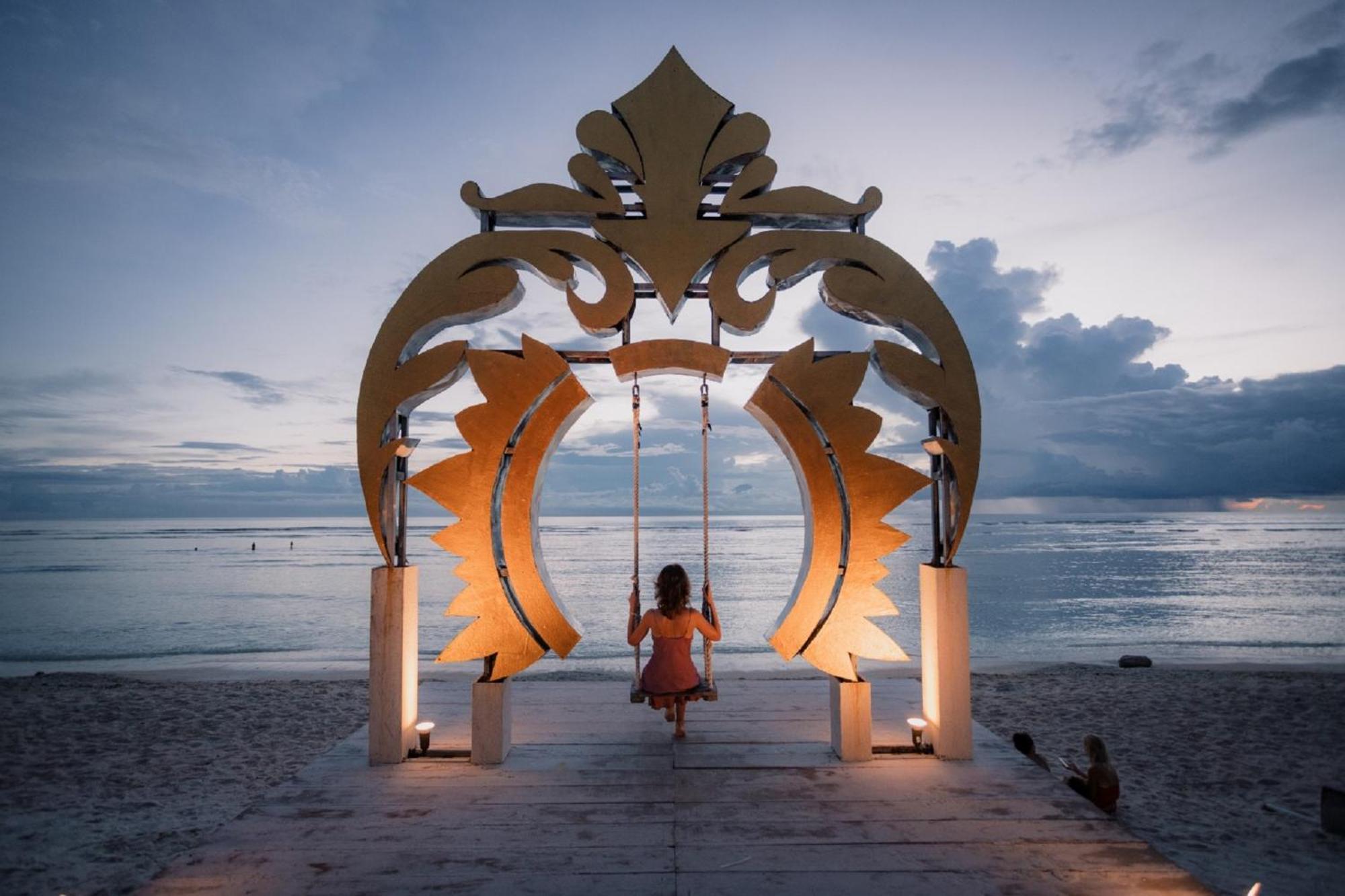 Ombak Sunset Hotel Gili Trawangan Exterior foto