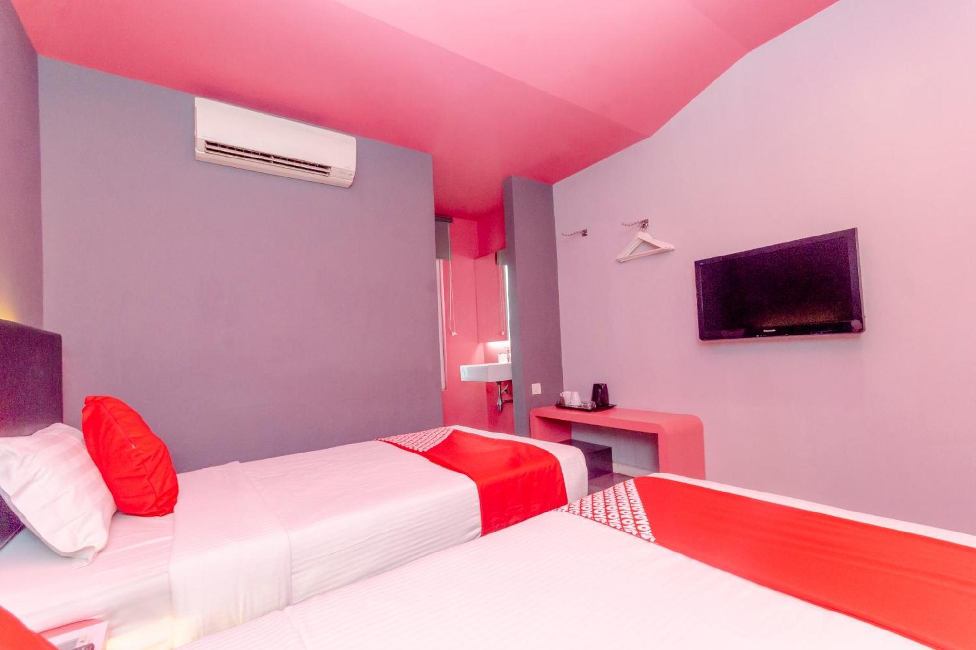 Oyo 902 Rooms Boutique Hotel Johor Bahru Exterior foto