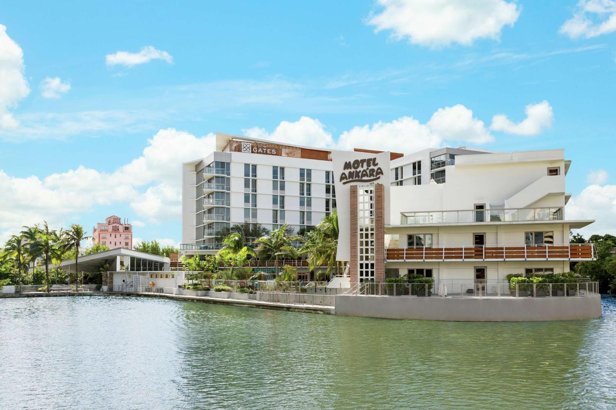 The Gates Hotel South Beach - A Doubletree By Hilton Miami Beach Exterior foto