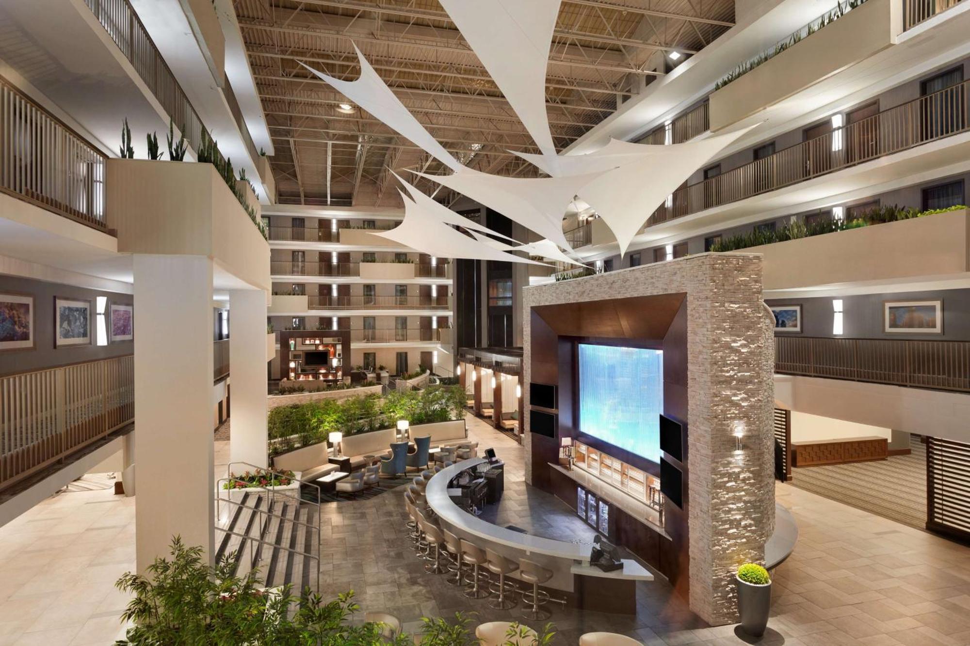 Embassy Suites By Hilton Atlanta Airport Exterior foto