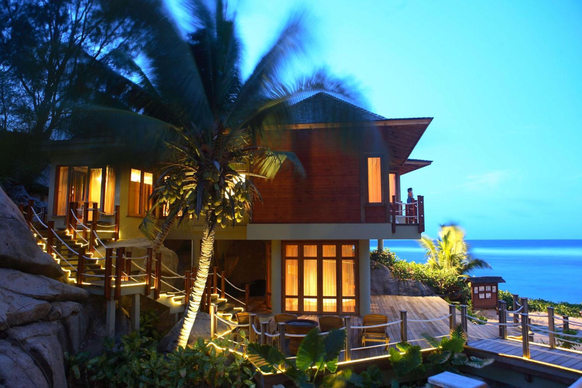 Doubletree By Hilton Seychelles Allamanda Resort & Spa Victoria Exterior foto