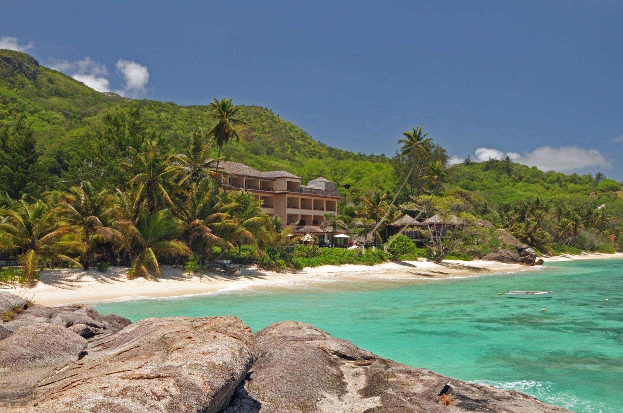 Doubletree By Hilton Seychelles Allamanda Resort & Spa Victoria Exterior foto