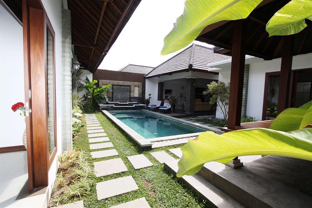 Tanjung Villa Seminyak Exterior foto
