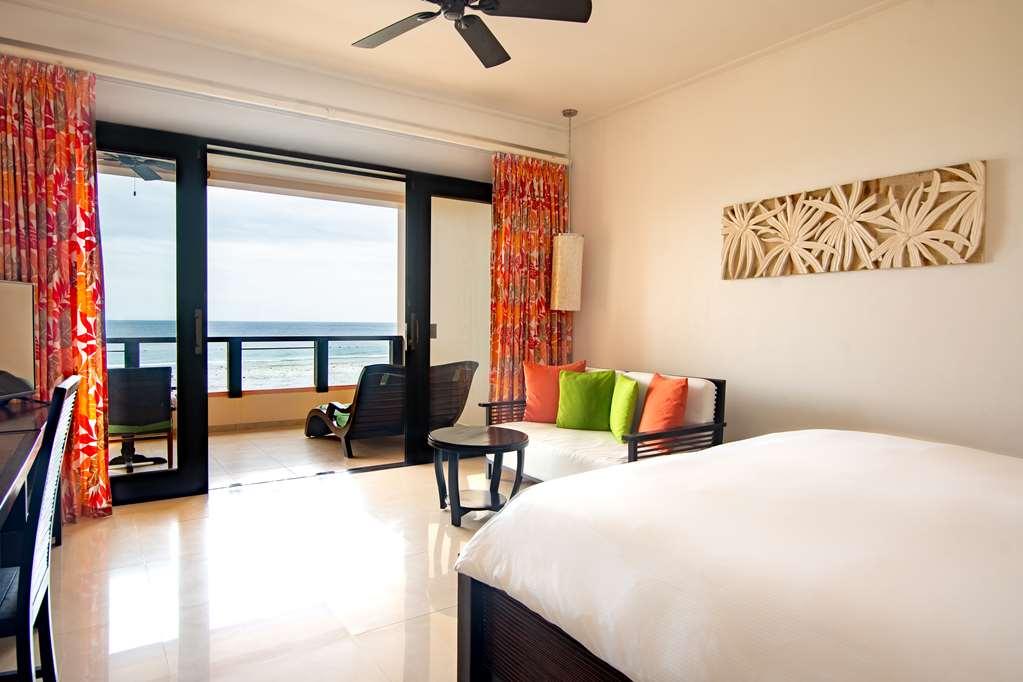 Doubletree By Hilton Seychelles Allamanda Resort & Spa Victoria Quarto foto