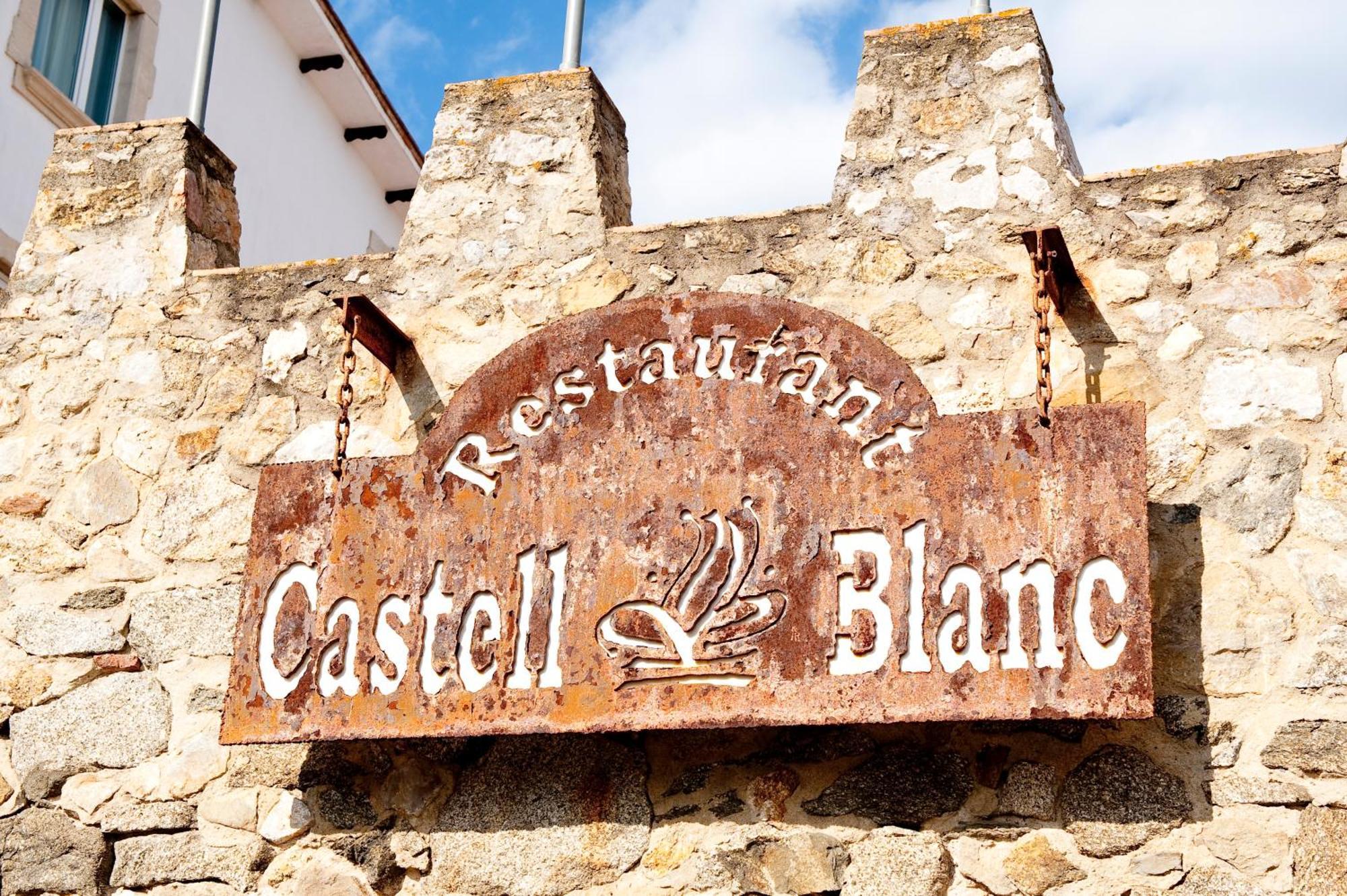 Hotel Castell Blanc Empuriabrava Exterior foto