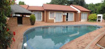 Ruma'S Guest House Polokwane Exterior foto