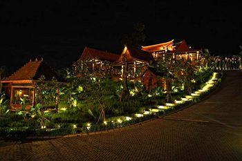 Adarapura Resort & Spa Lembang Exterior foto