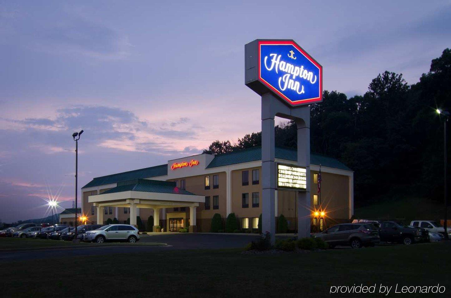 Hampton Inn Newcomerstown Exterior foto