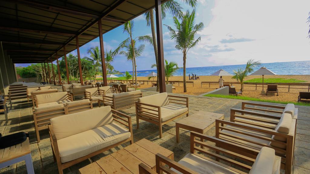 Pandanus Beach Resort & Spa Bentota Exterior foto