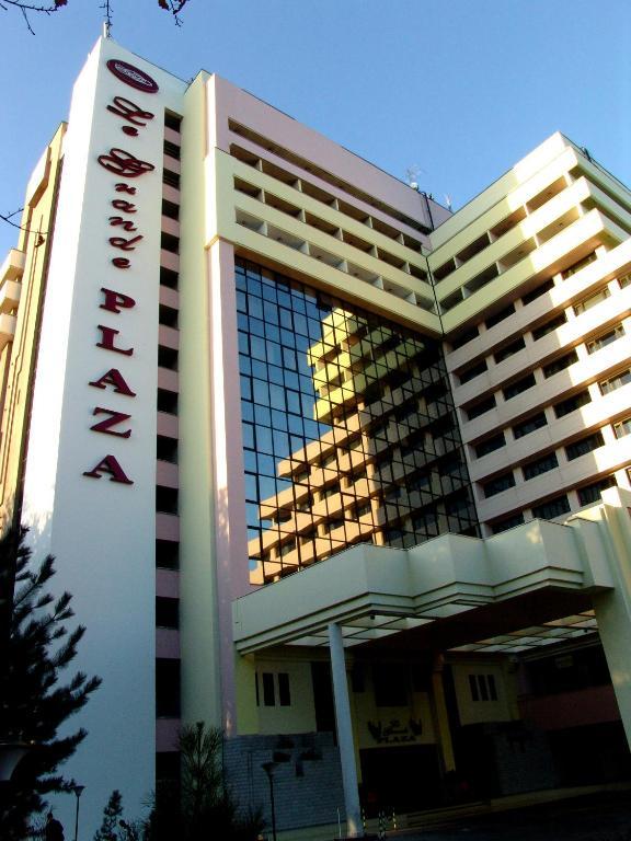 Le Grande Plaza Hotel Tashkent Exterior foto