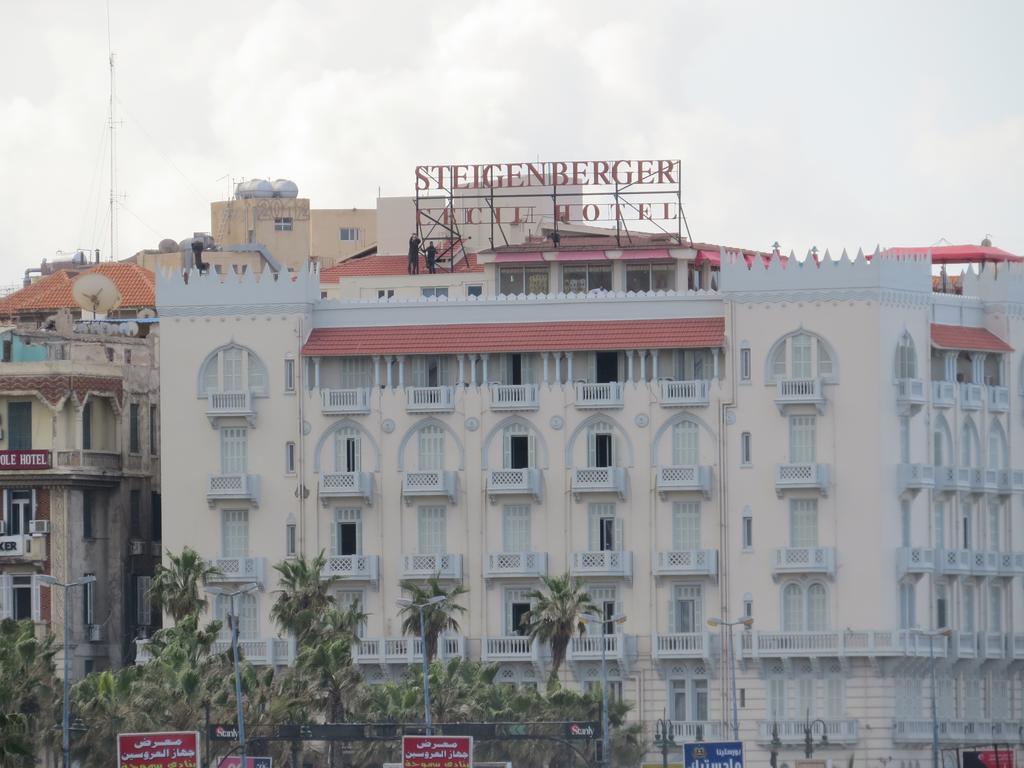 Steigenberger Cecil Hotel Alexandria Exterior foto