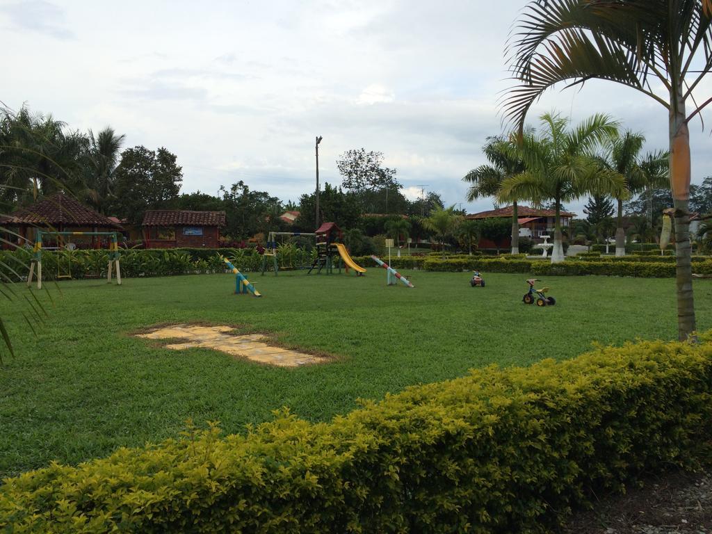 Hotel Campestre Los Tucanes Armenia  Exterior foto