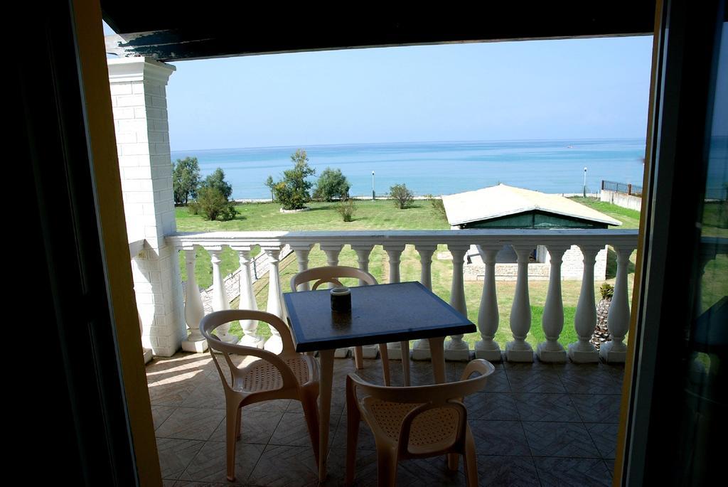 Corfu Sea Palm Residence Roda  Quarto foto