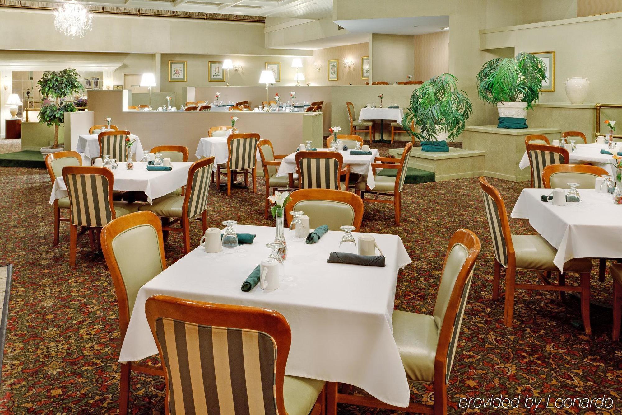 Wyndham Garden York Hotel Restaurante foto