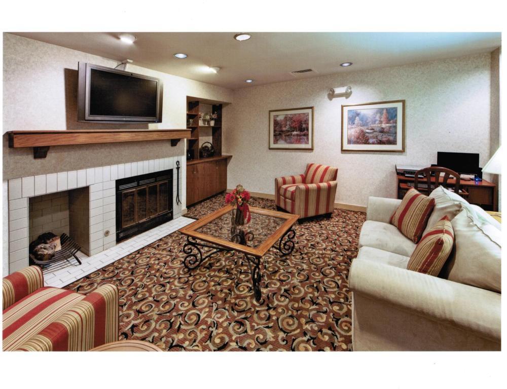Hawthorn Suites By Wyndham Holland / Toledo Exterior foto