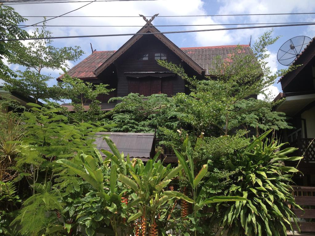 The Wooden House Vila Banguecoque Exterior foto