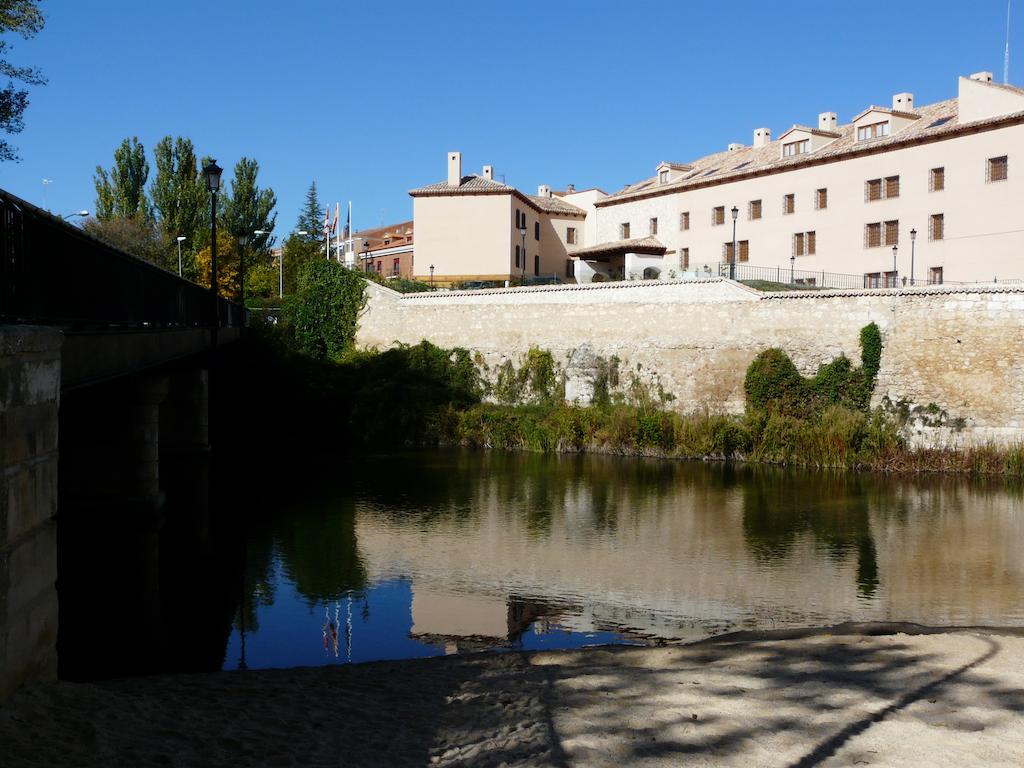 Azz Penafiel Las Claras Hotel & Spa Exterior foto