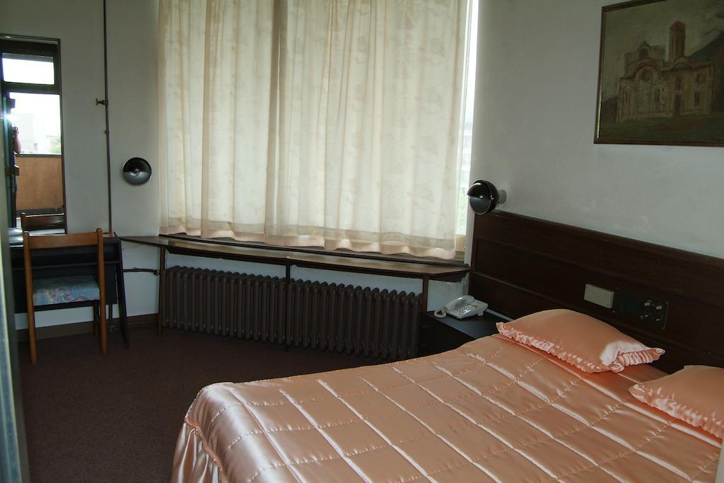 Hotel Vranje Quarto foto