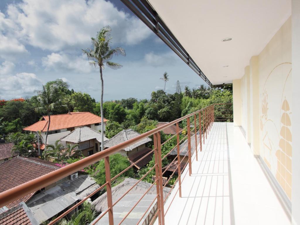 Tune Hotel: Legian, Bali Exterior foto