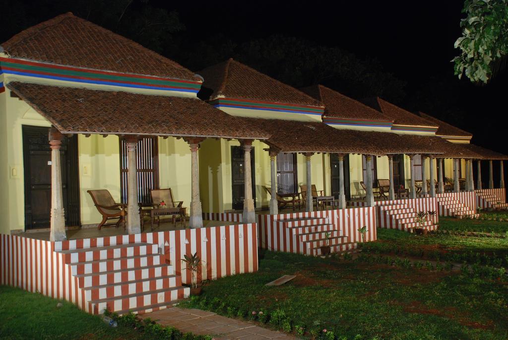 Paradise Resorts Kumbakonam Exterior foto