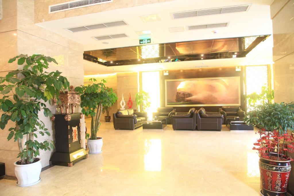 Baihai Holiday Inn Leshan Exterior foto