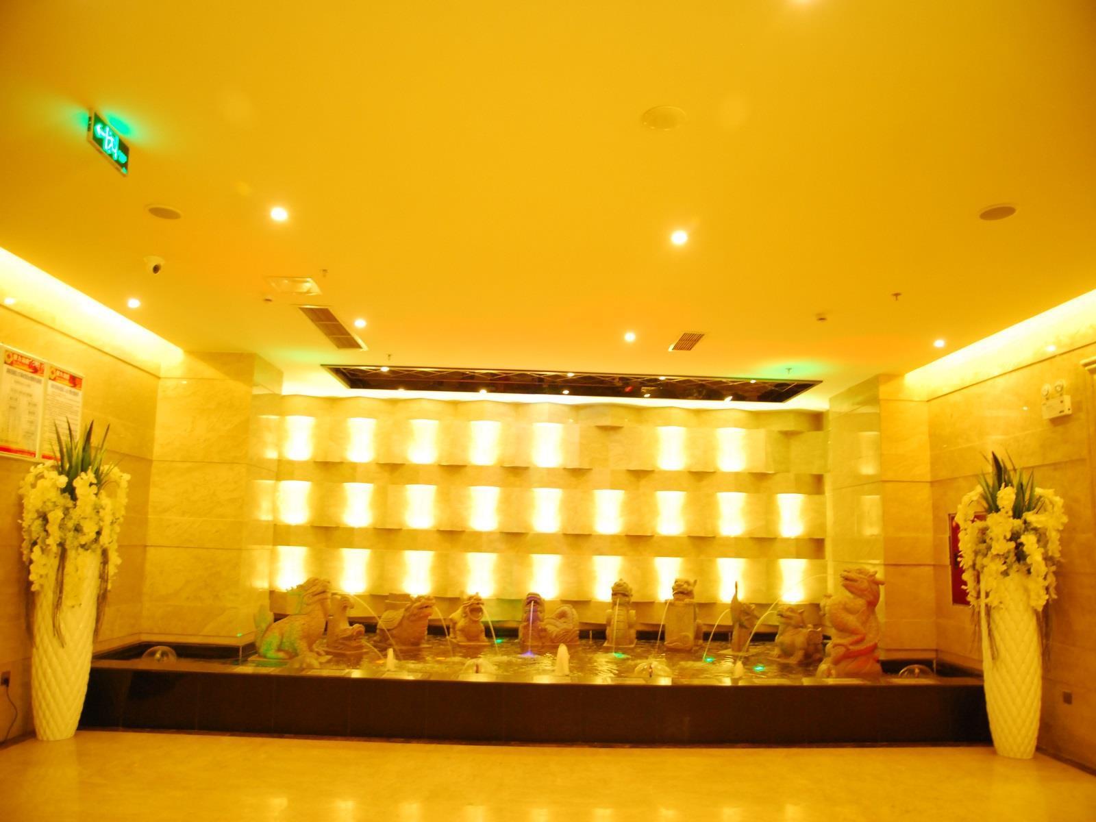 Baihai Holiday Inn Leshan Exterior foto