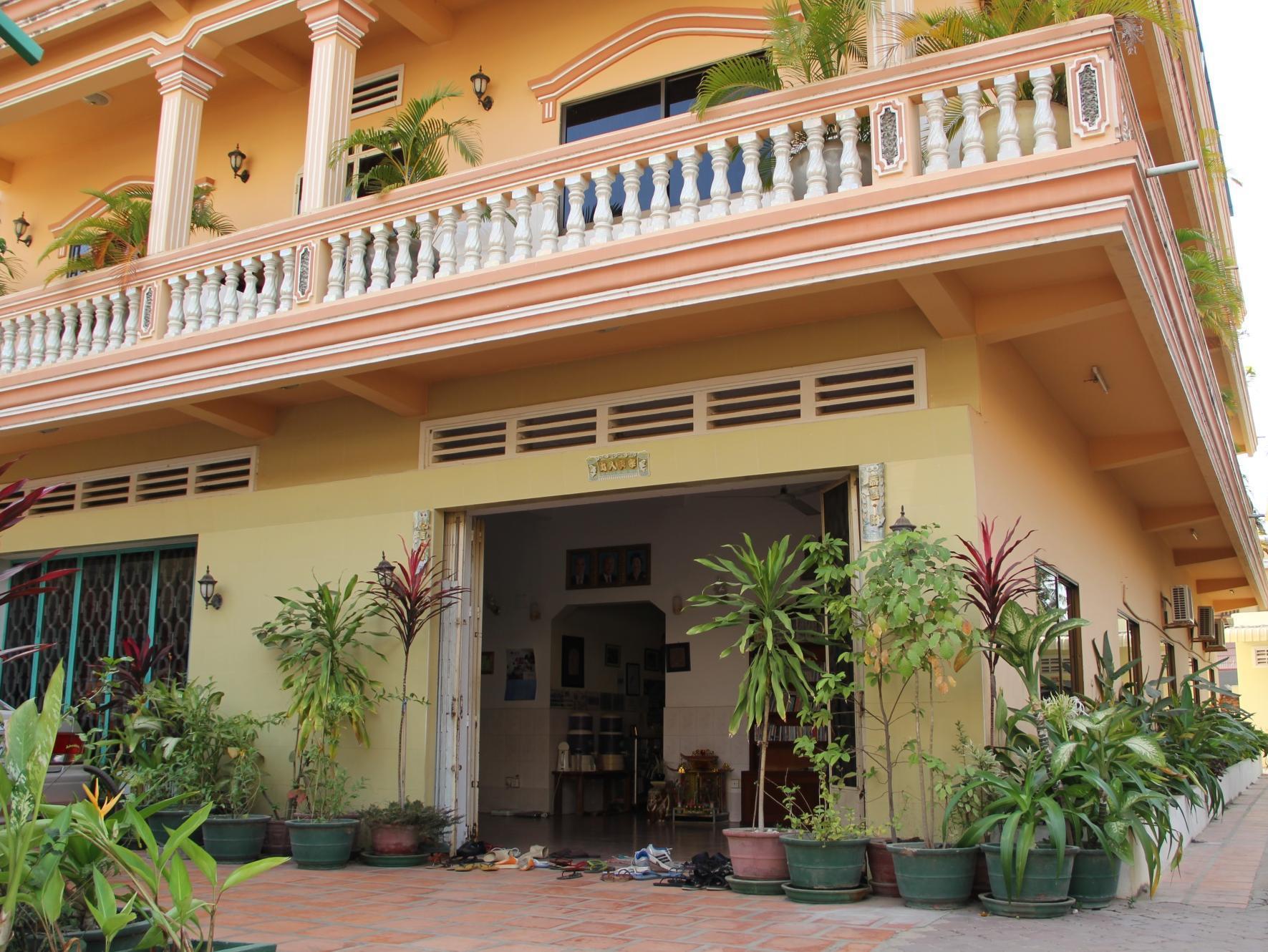 Relax And Resort Angkor Guesthouse Siem Reap Exterior foto