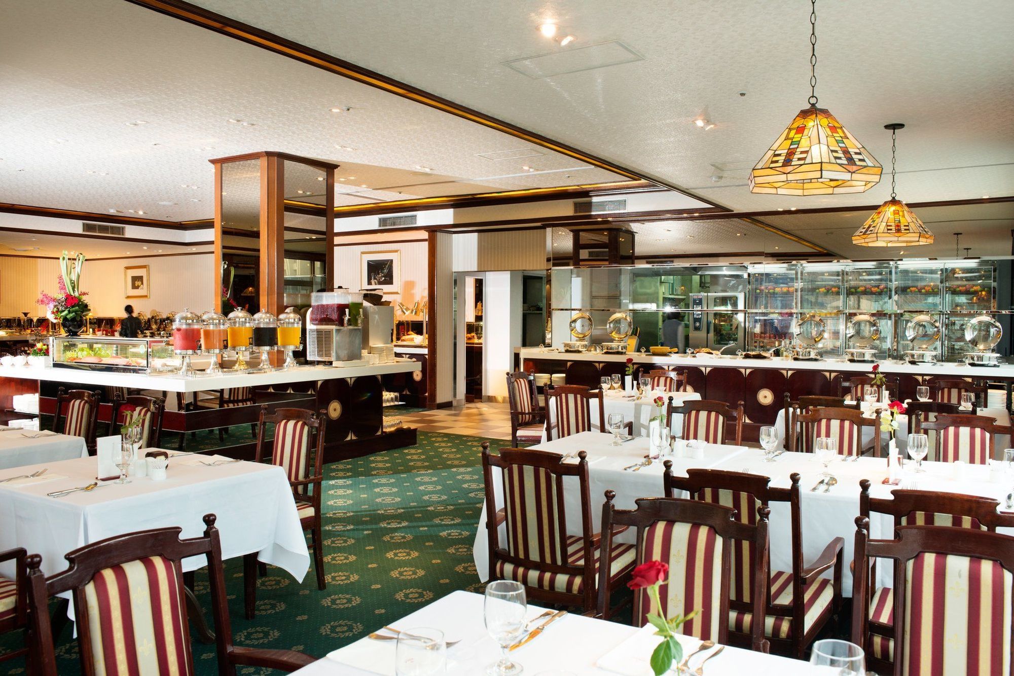 The Howard Plaza Hotel Taipé Restaurante foto