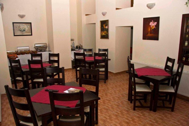Hotel Victoria Timişoara Restaurante foto