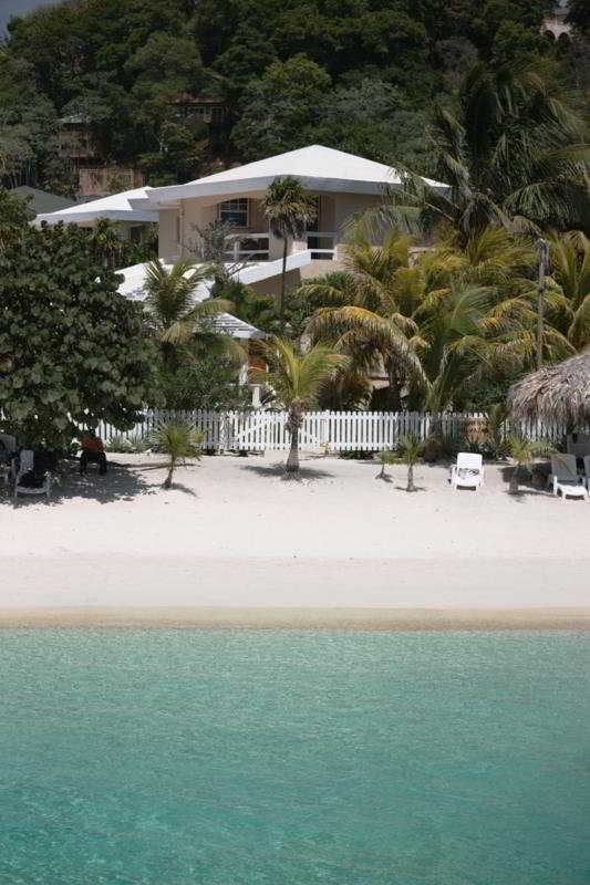 Paradise Beach Club West Bay Exterior foto
