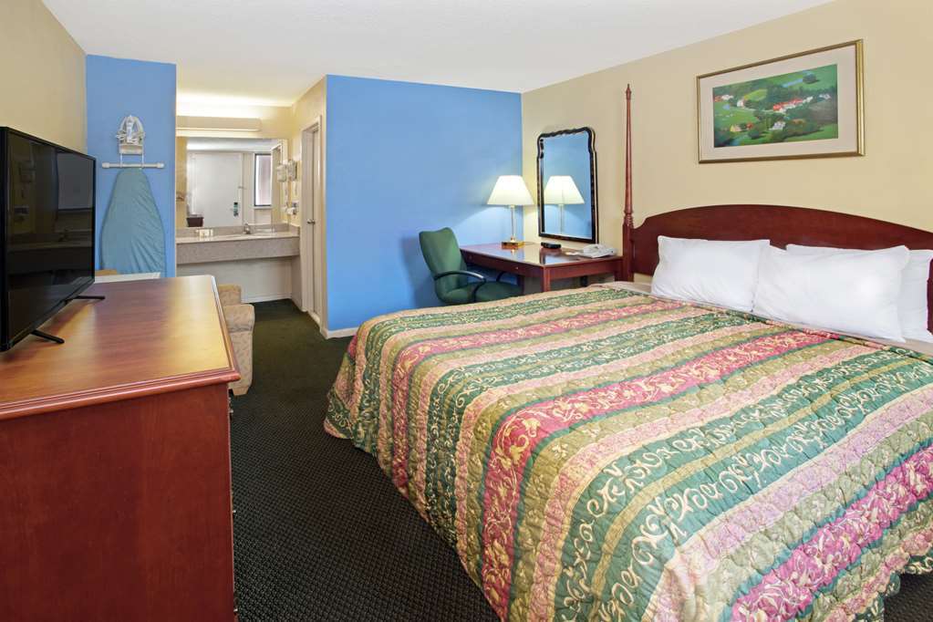 Days Inn By Wyndham College Park Airport Best Road Quarto foto